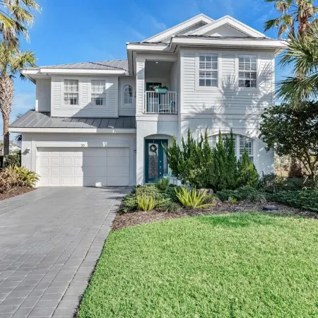 Cinnamon Beach House 6BR-6Ba PrivatePool Hot Tub Steps to the Beach Sleeps 18