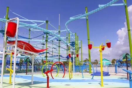 Amazing Sound View, Gulf View and Short Walk to Beach and Peg Leg Petes!