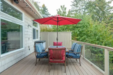 Spacious home with stunning Hood Canal Views, hot tub, game room, dog-friendly