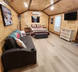 Cozy Point Hideaway