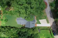 Family Friendly w/4 Kings Near Uga & Downtown Athens. Parking for Uga Football - 4-نجوم