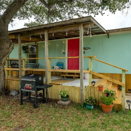 Three Bay Place, just minutes from Rockport, Port Aransas, Ingleside & Portland