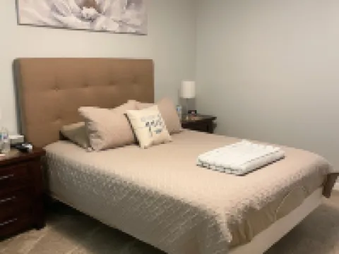 Charming, spacious, exceptionally clean & private apt! Ideal Ithaca location! Hotels in Town of Ithaca