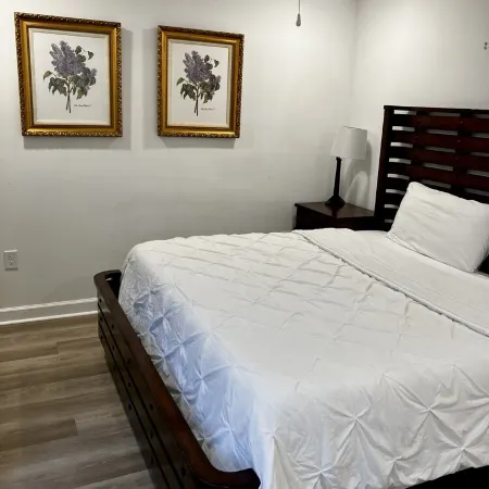 1147 NEW Cozy 2 Bedroom Condo on Mobile Bay