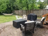 The Urban Boho Charmer with Private Backyard, BBQ & Hammock Hôtels à proximité de : Umpqua Valley Liquor Outlet