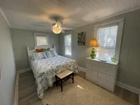 Waterfront! Enjoy Fishing Cape Lookout & Shackleford Banks- Pet Friendly Hotels in Harkers Island