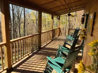 Tranquility Cabin - Your Smoky Mountains Getaway!
