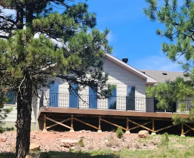 Paradise in the Pines - 10 miles to Mt. Rushmore - 6 miles to Custer State Park Hotels near Iron Creek