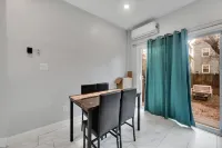 Free Parking NEW! King Beds Near EWR & NYC