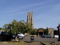 Charming Cottage overlooking the square in Chittlehampton Village