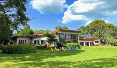 Laid-Back Lakefront Luxury Near Bay & Beach: Welcome To Wiseacre!