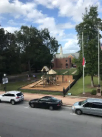 Historic Downtown Clock Tower View Condo-2 Bedroom