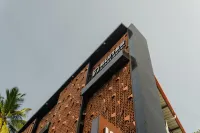 7 Suites Apart Hotel