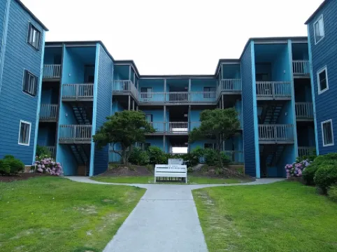 Ocean Views & Chill Vibes with Morning Sun on Ocean Front Balcony