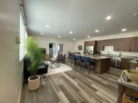 Located in Downtown Evanston, Walking distance to food, shops, and Train Depot. Hotel a Evanston