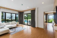 Hatchao Heritage Beachfront Resort