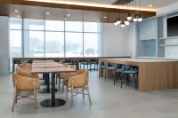 Homewood Suites by Hilton Holland - Breakfast