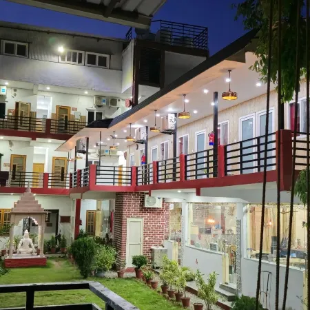 Yog1 Rishikesh