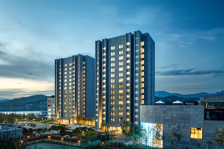 Bloomvista Hotel & Conference