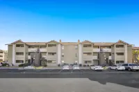 Vegas Life 2b/2bth Centrally Loc Condo 2mi-Strip