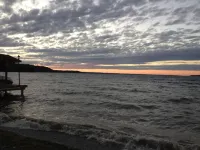 "Longview": FLX Lakefront Cottage w/Beachfront, Dock & Complimentary FLX Wine!