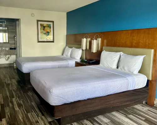 Baymont by Wyndham Orlando Downtown Hotels near Dubsdread Golf Course