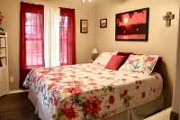 The Lake House on Lake Limestone Hotel a Leon County