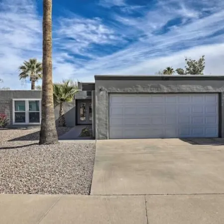 Boho-off-Broadway, fun and chic family home!