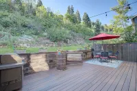 "Charming 3 Br Old Town Retreat. Steps from Historic Main Street"