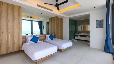 รูปภาพของFinest Blue View Luxe