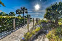 4th Floor Crescent Beach Condo Offering Full Unobstructed Gulf Views. Hotels in Siesta Key