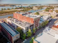 New Downtown Apartment w/ Free Parking! Walk to Orpheum, Fedex Forum, and Beale!