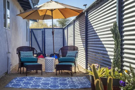 The Joshua Tree Desert Duo - A