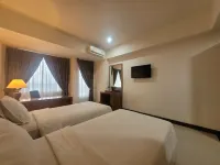 Red Cendrawasih Hotel Makassar Hotels in Mamajang