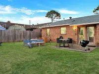 Pool - Playset - Stadiums - 6 Beds!