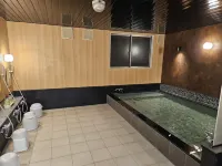 ビジネスホテルＴＡＫＡＭＩＡＮＮＥＸ VIA FRESCO 原町周辺のホテル