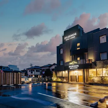 Hotel & Sauna Fujinos