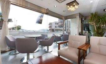7. 오노미치 로열 ..