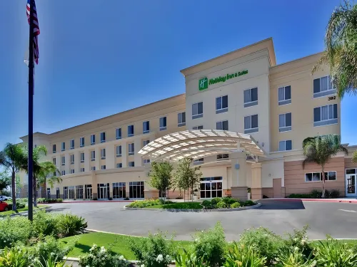 Holiday Inn & Suites Bakersfield Hôtels à : Bakersfield