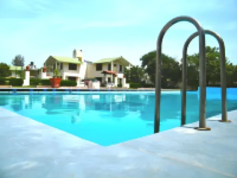 The New Swaraj Resort Hotels in Bharatpur