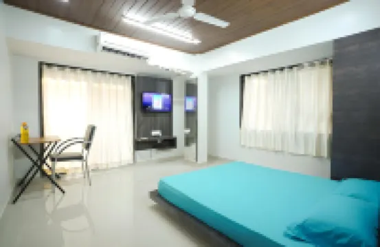 Sparks Fly Serviced apartments Vashi