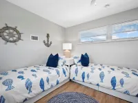 Pool House 1/2 Mile From Downtown Stuart Hotels in Stuart