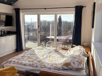 Unique getaway, surrounded by fields close to two great pubs. Hotels in Halifax