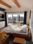 Unique getaway, surrounded by fields close to two great pubs.
