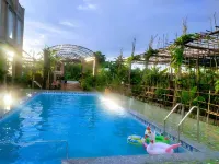 Bau Bi Mini Farmstay Mekong - Tien Giang - Pools