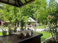 Hotel & Villa Bukit Indah Saumlaki By LeGreen Hôtels à : 