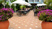 Coral La Quinta Park Suites - Pools