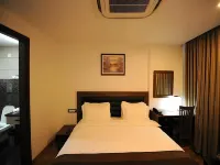 Abode by Aliste Hotels- 2 Minutes Walking to Golden Temple, Amritsar