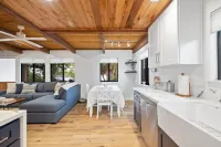 Cottage by the Harbor