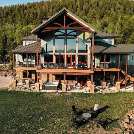Amazing 3-Level Home.  Perfect for 3-Generation Family Visits.  Sunsets & Elk.